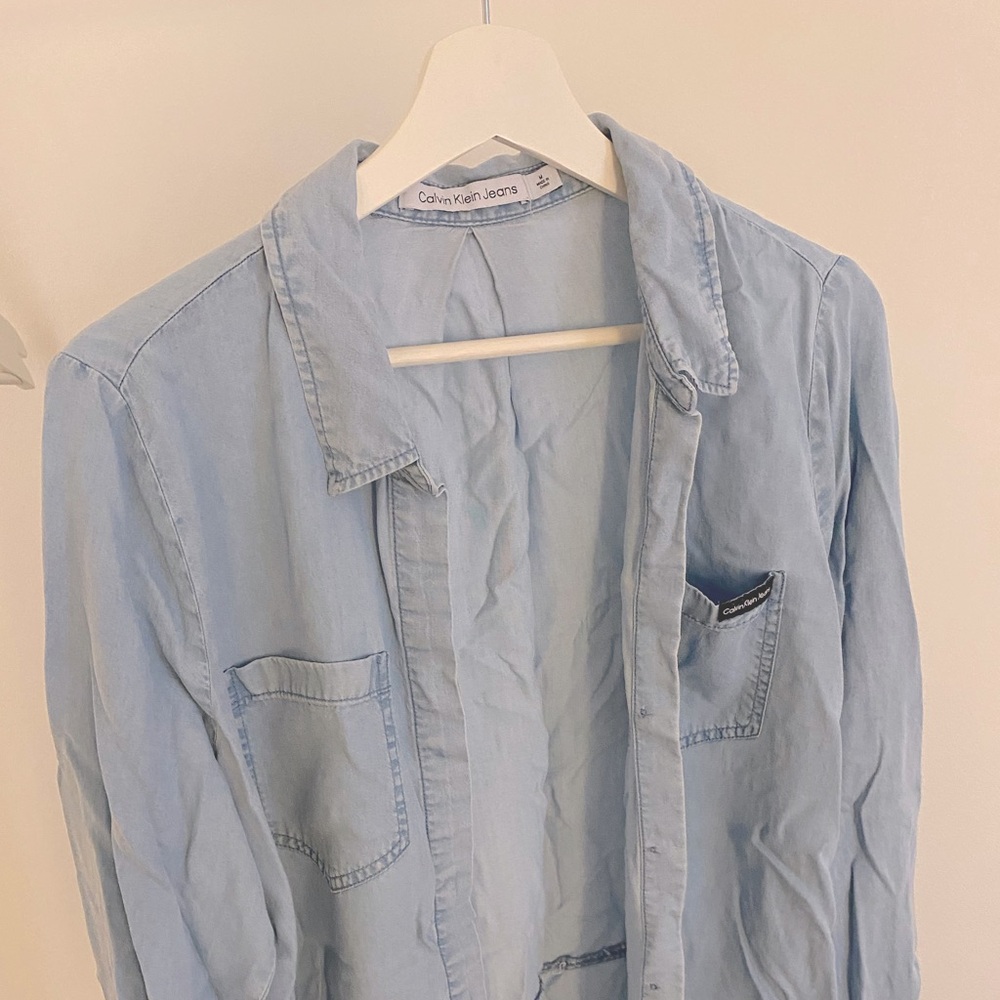 Calvin Klein Jeans 🔷 Button Down Women’s Top